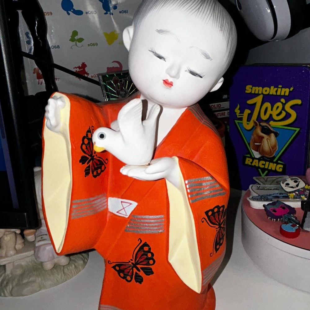 Hakata doll Orange kimono 11” Ceramic Figurine with Dove